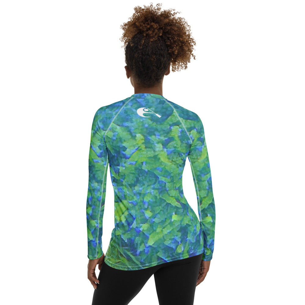 Don't be afraid to be your most active self in this smooth and versatile long-sleeve rash guard! It protects you from the sun, wind, and other elements while doing sports, and the slim fit, flat ergonomic seams, and the longer body gives extra comfort.