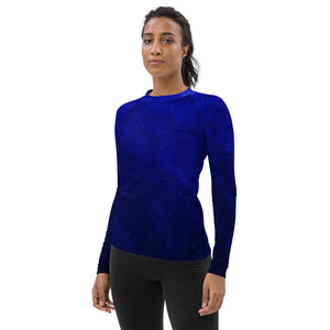 Don't be afraid to be your most active self in this smooth and versatile long-sleeve rash guard! It protects you from the sun, wind, and other elements while doing sports, and the slim fit, flat ergonomic seams, and the longer body gives extra comfort.